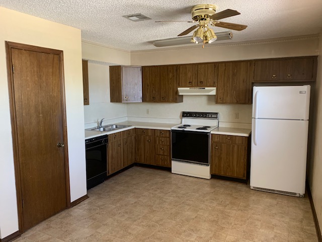 204 S. Duncan (2Bed-1Bath) Available in JULY