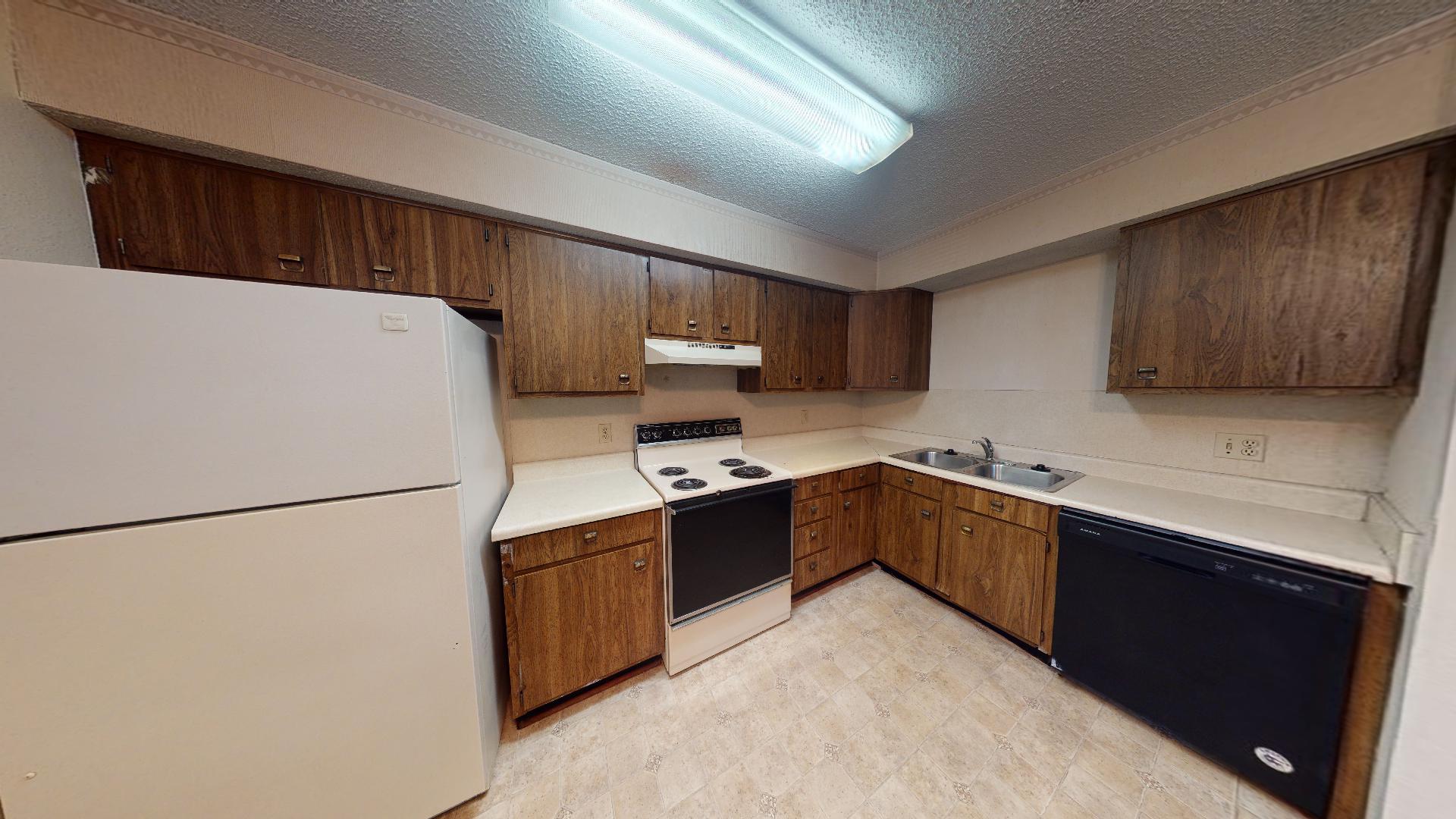 204 S. Duncan (2Bed-1Bath) Available in JULY