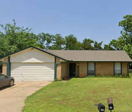 Screenshot 2026-06-02 091233 912 E. Moore 3Bed-1.5Bath-2Car $1100 JULY