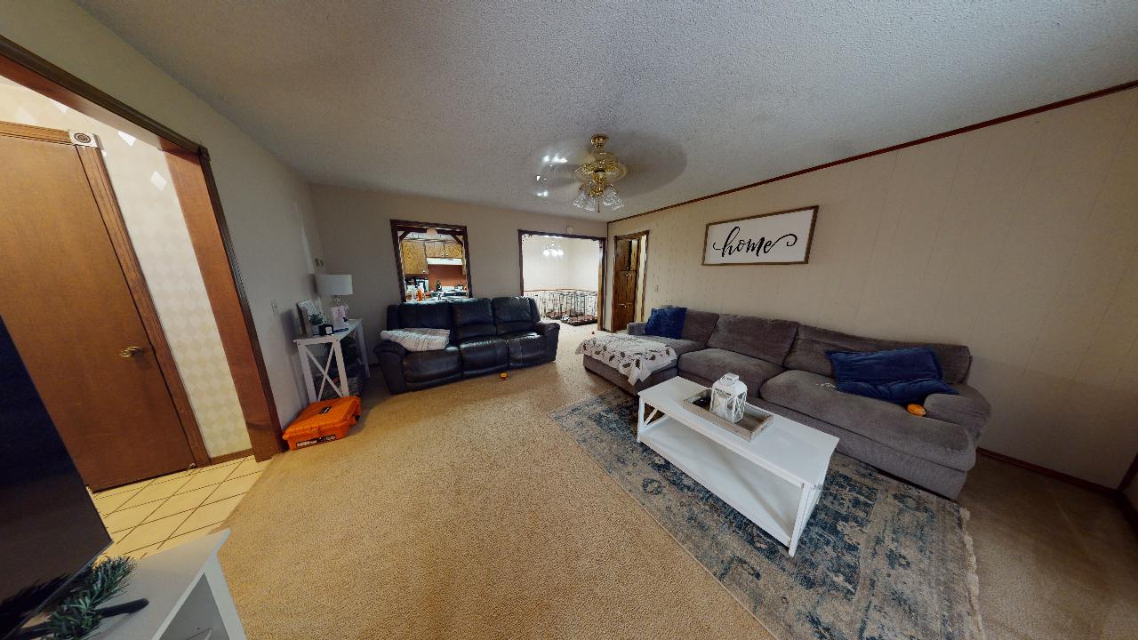 3806-W-15th-01072021_224342 3808 W. 15th (2-Bed 2-Bath 2-Car Garage) $950