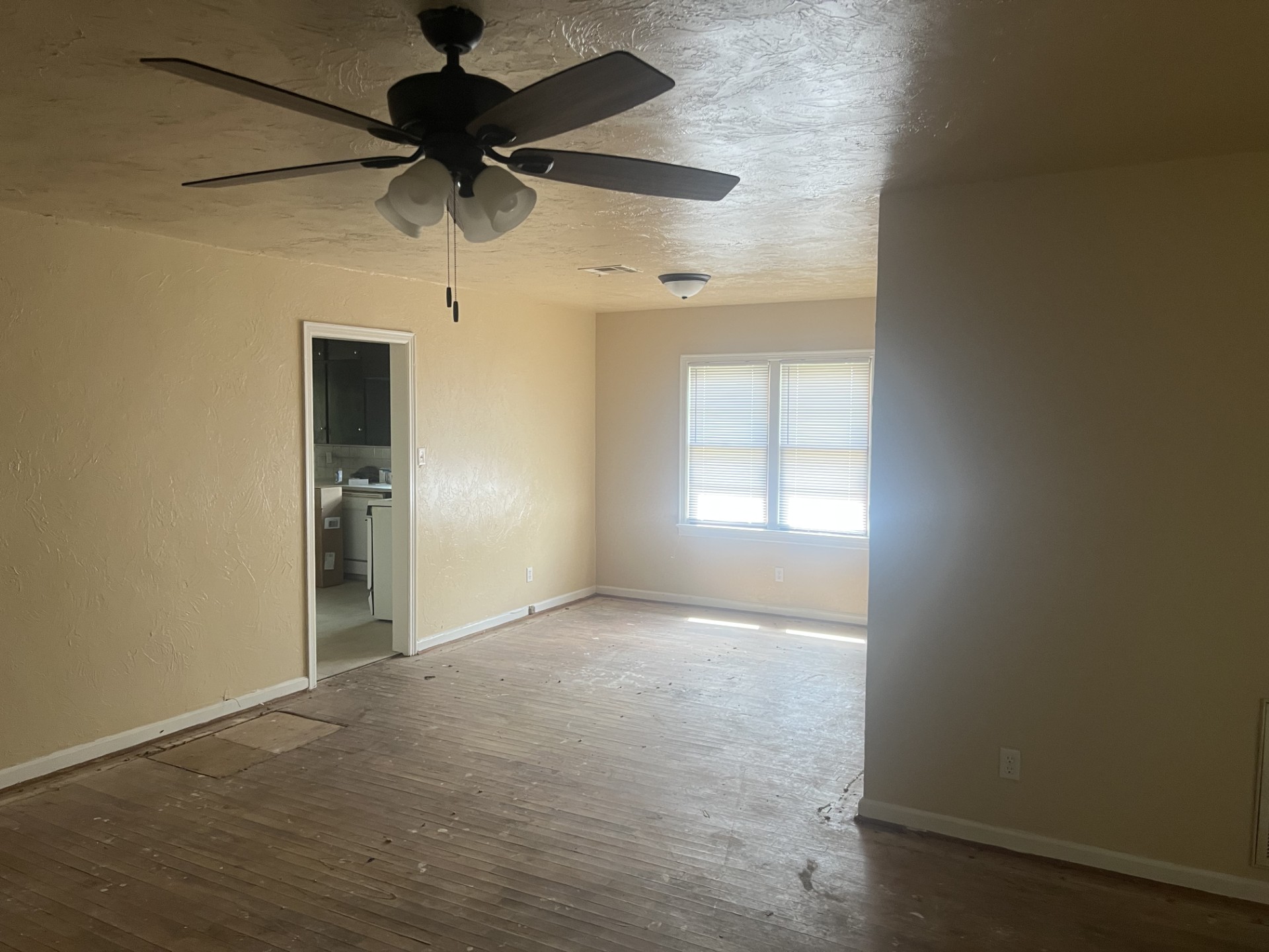 841 W. Knapp Ave (3bed-1bath-1car) $1250 Close to OSU